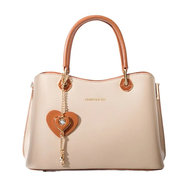 HeartLuxe™ – El bolso que convierte cada salida en una declaración de estilo